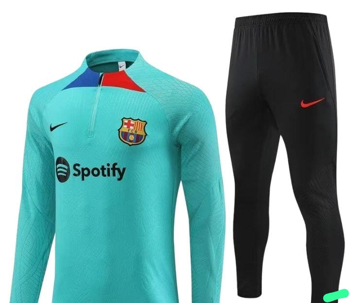 BARCELONA CAMISETA MANGA LARGA + PANTALONES II 23/24 HOMBRE