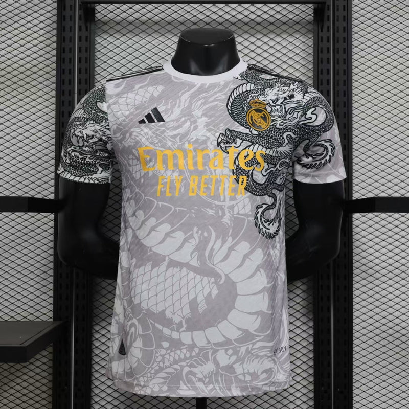 CAMISETA REAL MADRID EDICIÓN LIMITADA DRAGON III 24/25 HOMBRE (VERSIÓN JUGADOR)